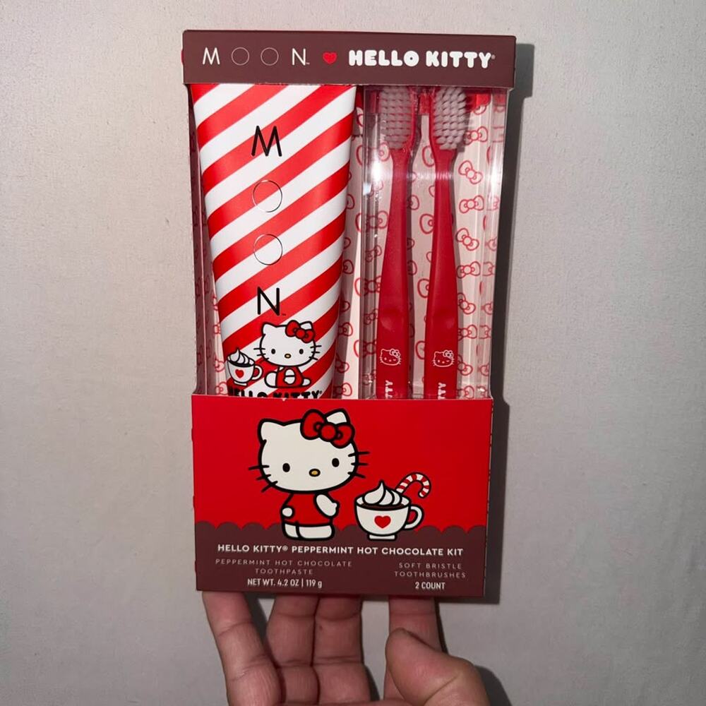 Moon x Hello Kitty Peppermint Hot Chocolate Kit